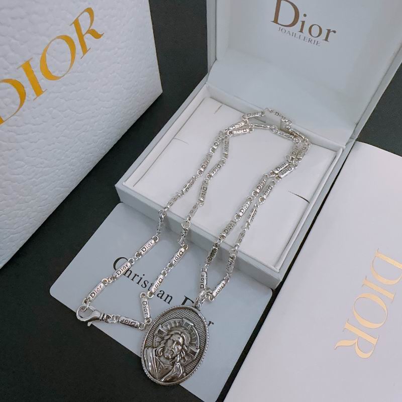 Dior Necklace 05lyr417